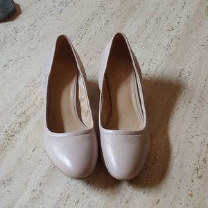 Franco Sarto taupe block heel leather shoes 8